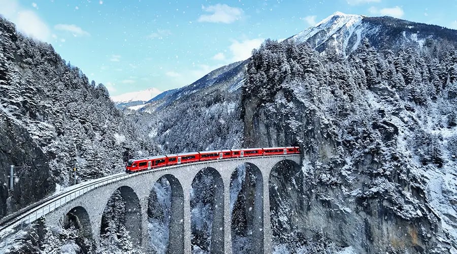 Milan with Swiss Alps